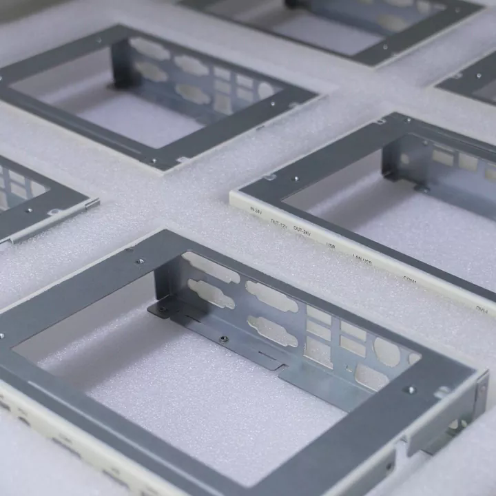 Hogyan javítja a Server Sheet Metal az adatközponti hardver megbízhatóságát és hatékonyságát?